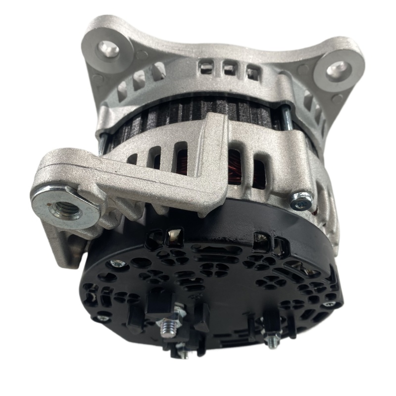 China Dongfeng Cummins engine parts 24V 40A Alternator 5272666